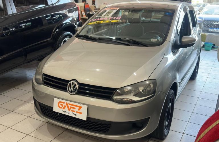 Volkswagen Fox 1.0 Mi 8v - Foto #1