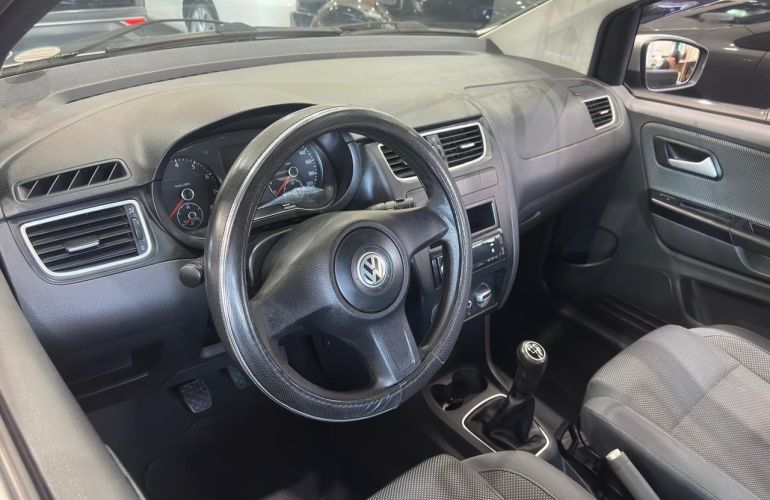Volkswagen Fox 1.0 Mi 8v - Foto #7