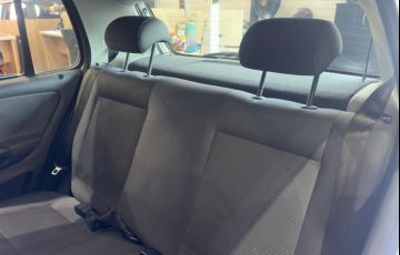 Volkswagen Fox 1.0 Mi 8v - Foto #9