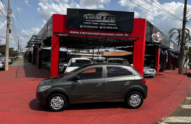 Chevrolet Onix 1.0 MPFi LT 8v - Foto #1