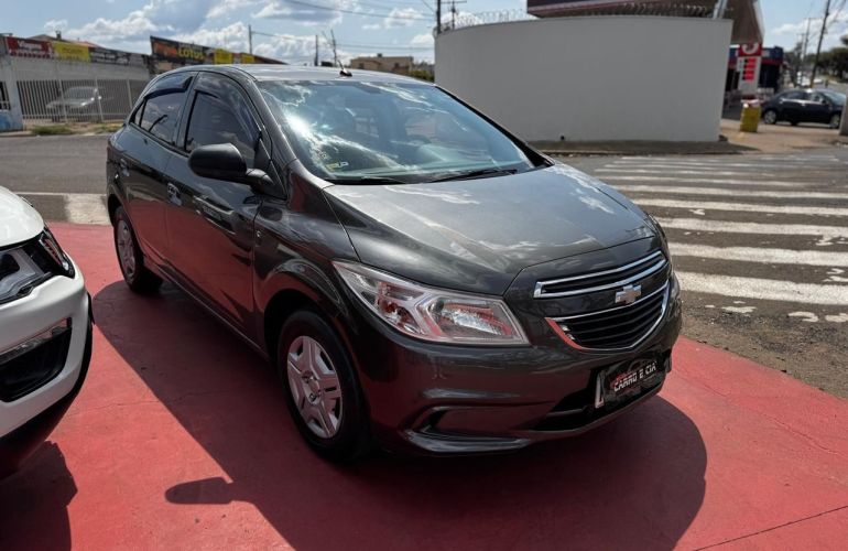 Chevrolet Onix 1.0 MPFi LT 8v - Foto #6