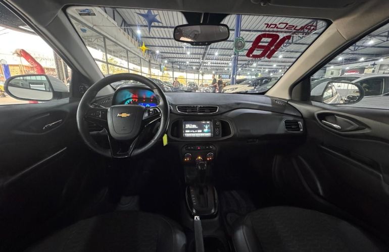 Chevrolet Onix 1.4 MPFi LTZ 8v - Foto #8