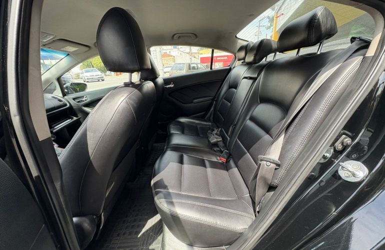Kia Cerato 1.6 Sx 16v - Foto #8