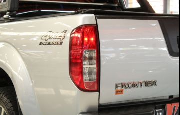 Nissan Frontier 2.5 SL 4x4 CD Turbo Eletronic - Foto #10