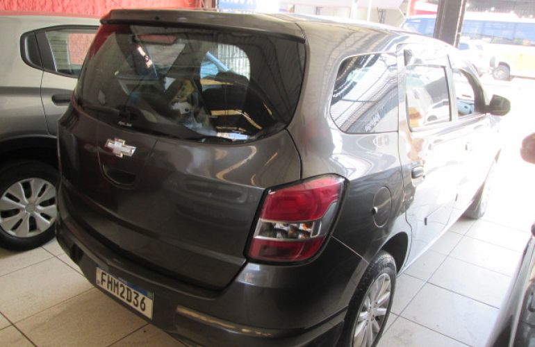 Chevrolet Spin LT 5S 1.8 (Aut) (Flex) - Foto #3