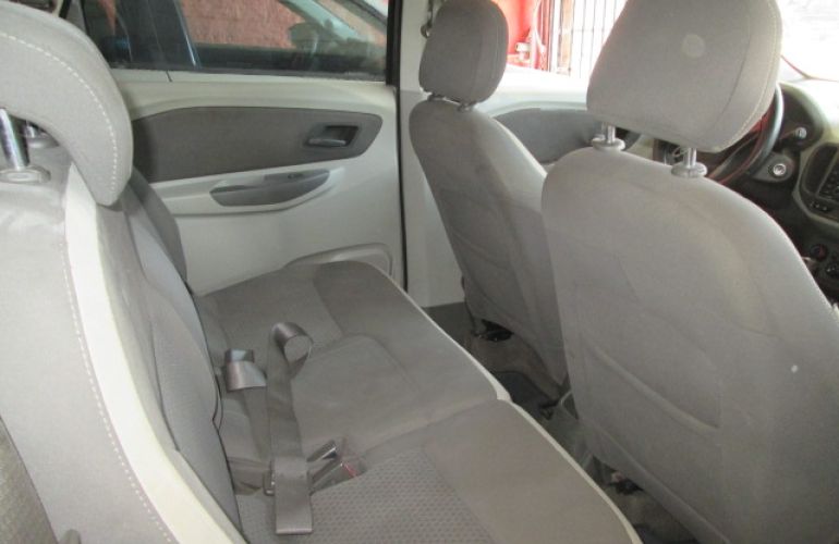 Chevrolet Spin LT 5S 1.8 (Aut) (Flex) - Foto #10