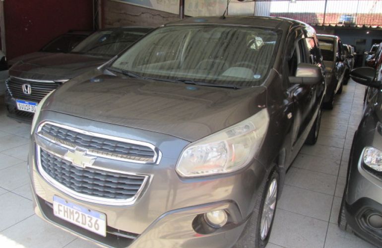 Chevrolet Spin LT 5S 1.8 (Aut) (Flex) - Foto #2