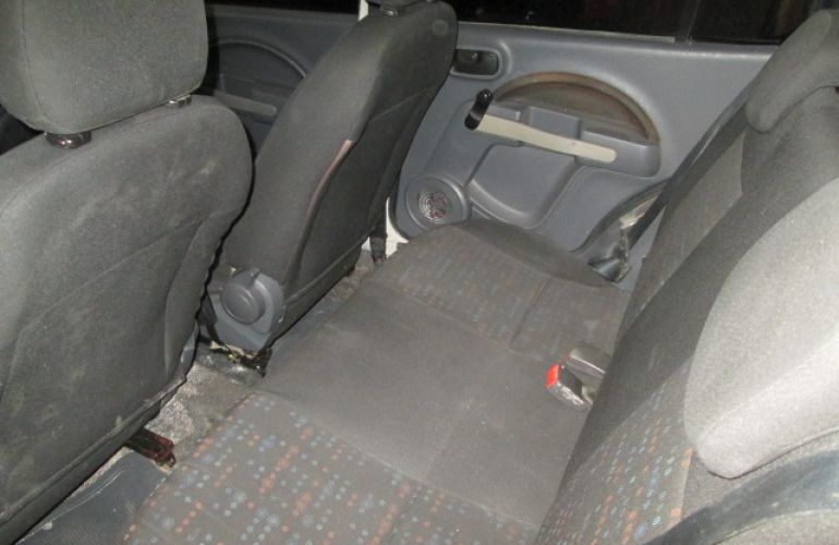 Fiat Uno Vivace 1.0 8V (Flex) 4p - Foto #5