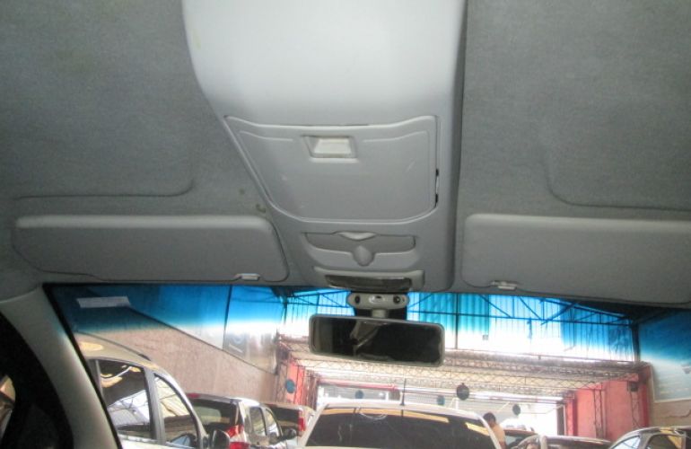Fiat Uno Vivace 1.0 8V (Flex) 4p - Foto #6