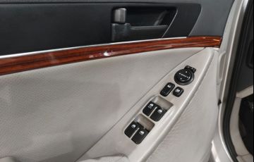 Hyundai Veracruz 3.8 GLS 4WD 4x4 V6 24v - Foto #9