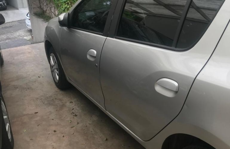 Renault Sandero Expression 1.6 8V (Flex) - Foto #3