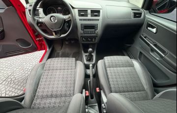 Volkswagen Fox 1.0 MPi Comfortline 12v - Foto #7