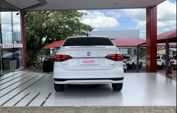 Volkswagen Virtus 200 TSI Comfortline (Aut) (Flex) - Foto #6