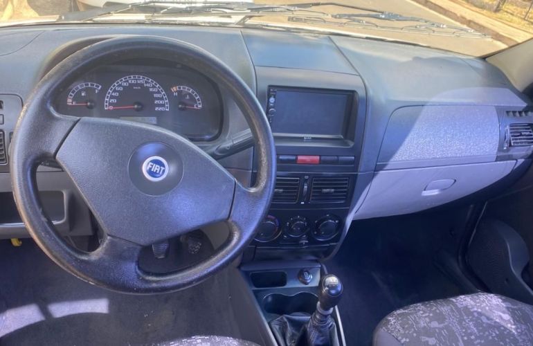 Fiat Strada 1.8 MPi Trekking CS 8v - Foto #10