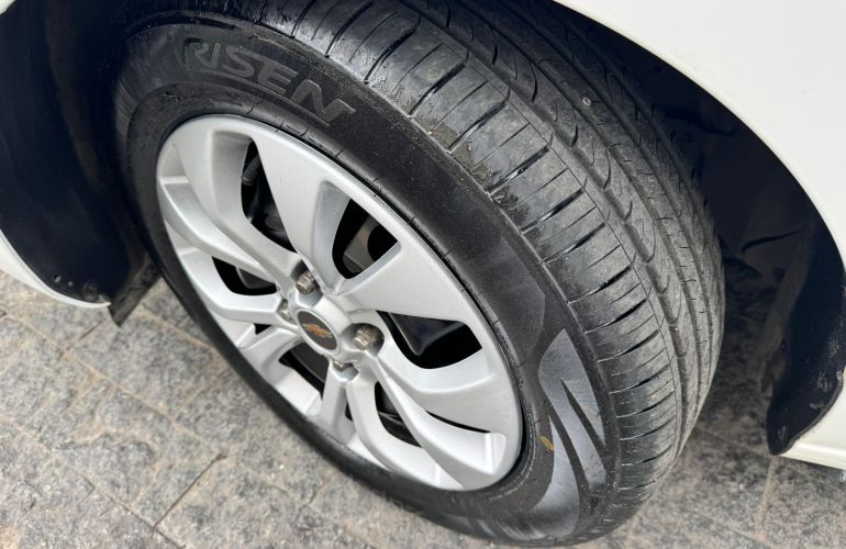 Chevrolet Joy Plus 1.0 Black - Foto #4
