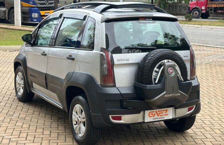 Fiat Idea 1.8 MPi Adventure 16v - Foto #2