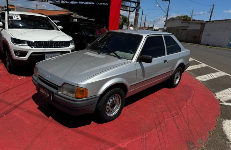 Ford Escort 1.0 Hobby 8v - Foto #1