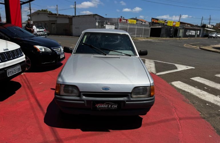 Ford Escort 1.0 Hobby 8v - Foto #8