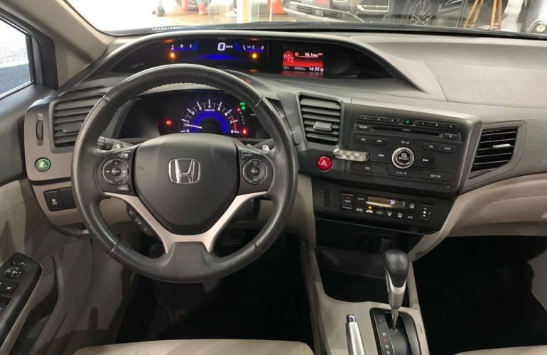 Honda Civic 2.0 LXR 16v - Foto #10