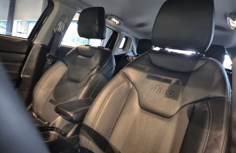 Jeep Compass 1.3 T270 Turbo Longitude - Foto #5