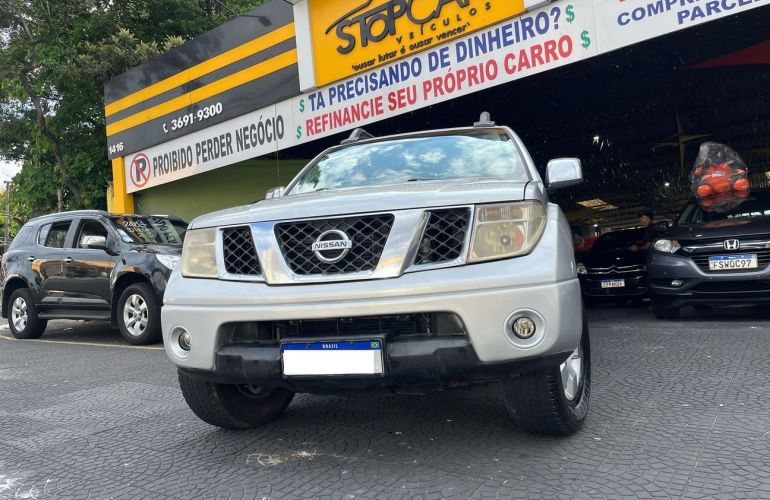 Nissan Frontier 2.5 Le 4x4 CD Turbo Eletronic - Foto #1