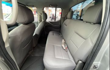 Nissan Frontier 2.5 Le 4x4 CD Turbo Eletronic - Foto #8