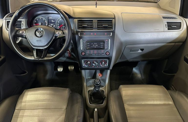 Volkswagen Fox 1.6 Msi Highline 16v - Foto #10