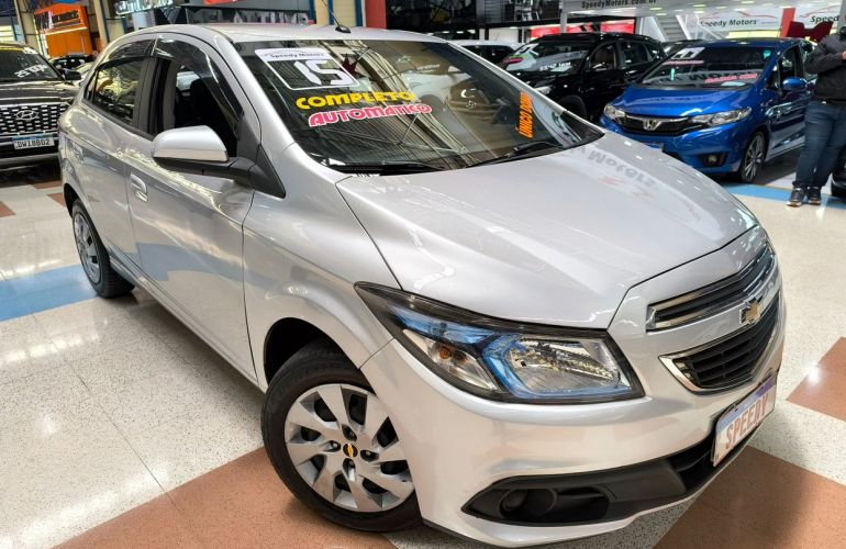 Chevrolet Onix 1.4 MPFi LT 8v - Foto #2