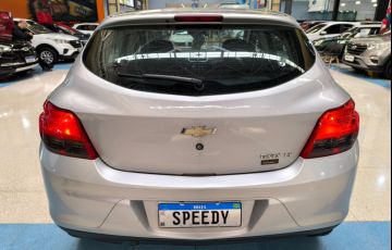 Chevrolet Onix 1.4 MPFi LT 8v - Foto #7