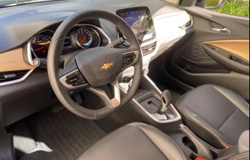 Chevrolet Onix 1.0 Turbo Plus Premier - Foto #10
