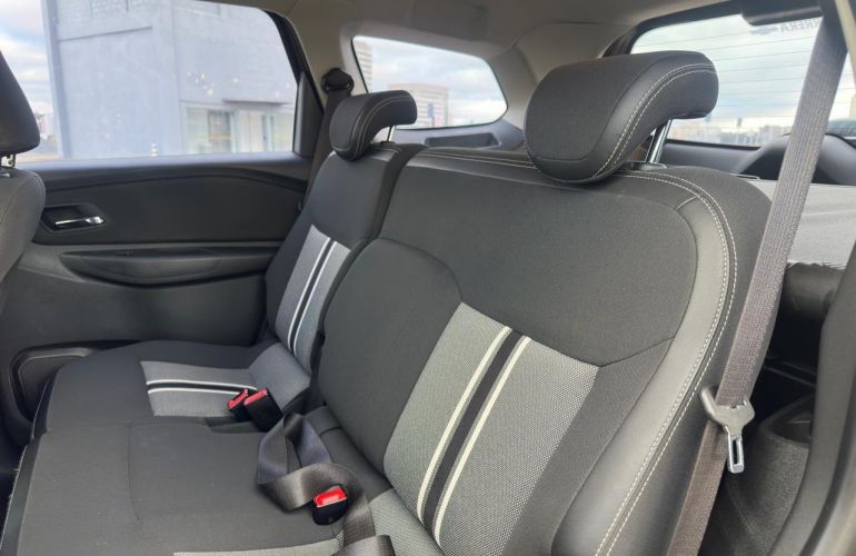Chevrolet Spin 1.8 Activ 8v - Foto #9