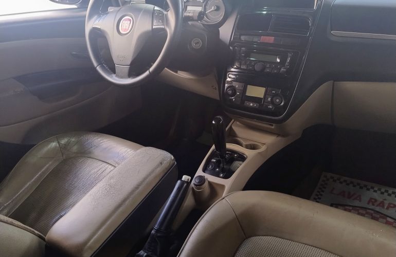 Fiat Linea Absolute 1.8 16V Dualogic (Flex) - Foto #4
