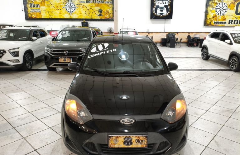 Ford Fiesta 1.6 MPi Class Hatch 8v - Foto #2