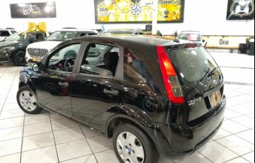 Ford Fiesta 1.6 MPi Class Hatch 8v - Foto #6