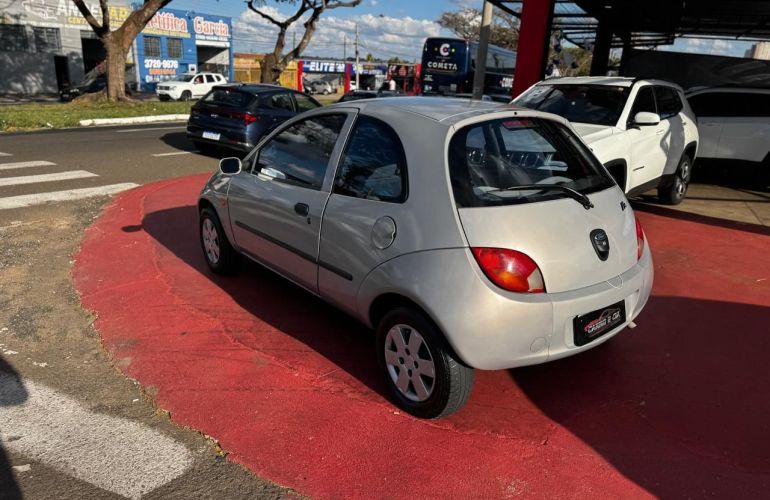 Ford Ka 1.0 MPi One 8v - Foto #8