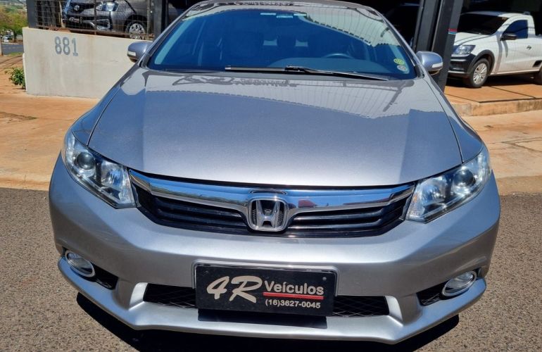 Honda Civic 2.0 LXR 16v - Foto #2