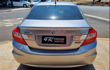 Honda Civic 2.0 LXR 16v - Foto #6