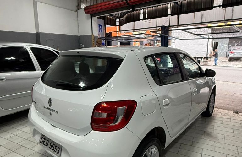 Renault Sandero Expression 1.0 16V (Flex) - Foto #7