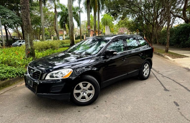 Volvo Xc60 2.0 T5 Comfort FWD Turbo Gasolina 4p Automático - Foto #3