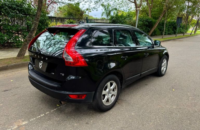 Volvo Xc60 2.0 T5 Comfort FWD Turbo Gasolina 4p Automático - Foto #4