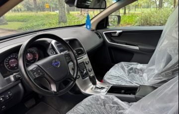 Volvo Xc60 2.0 T5 Comfort FWD Turbo Gasolina 4p Automático - Foto #7