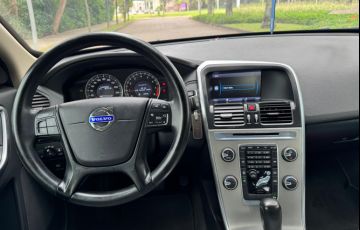 Volvo Xc60 2.0 T5 Comfort FWD Turbo Gasolina 4p Automático - Foto #8