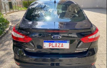 Ford Focus 2.0 Titanium Sedan 16v - Foto #6