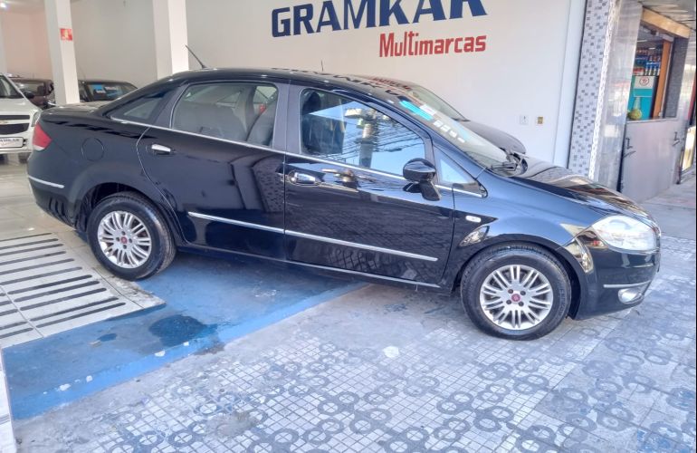 Fiat Linea LX 1.9 16V (Flex) - Foto #4