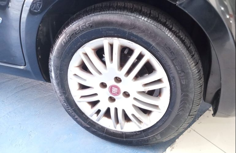 Fiat Linea LX 1.9 16V (Flex) - Foto #7