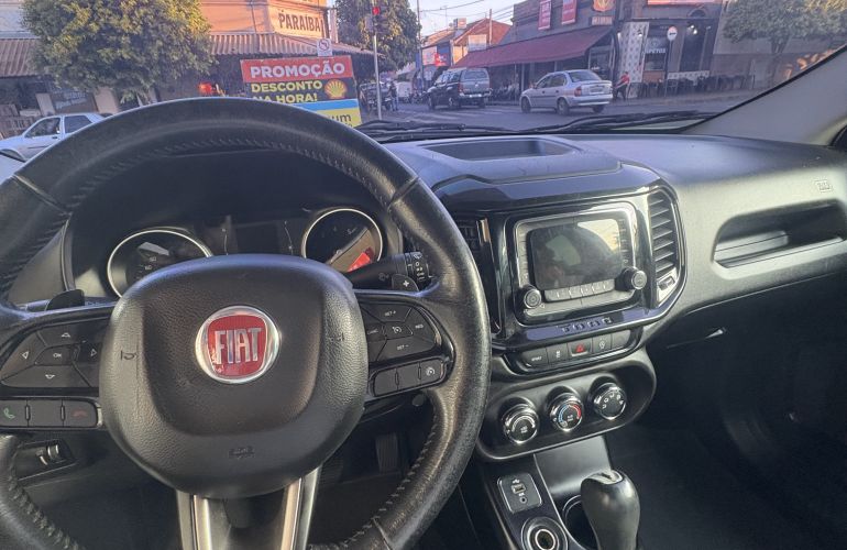 Fiat Toro Freedom 1.8 AT6 4x2 (Flex) - Foto #1