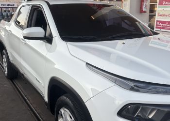 Fiat Toro Freedom 1.8 AT6 4x2 (Flex) - Foto #6