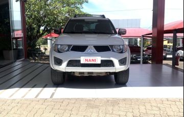 Mitsubishi L200 Triton HPE 4x4 3.2 DI-D (Aut) - Foto #2