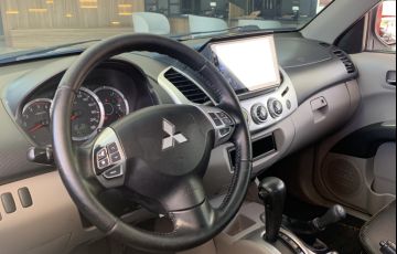 Mitsubishi L200 Triton HPE 4x4 3.2 DI-D (Aut) - Foto #3