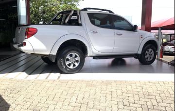 Mitsubishi L200 Triton HPE 4x4 3.2 DI-D (Aut) - Foto #4